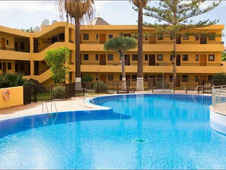 Studio In Torres Del Sol Griffin Near The Beach Arona  Esterno foto