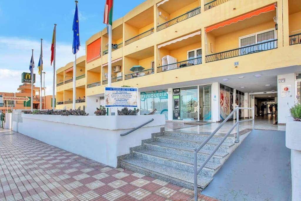 Studio In Torres Del Sol Griffin Near The Beach Arona  Esterno foto